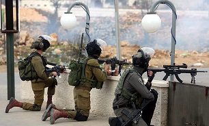 یورش وحشیانه نظامیان رژیم صهیونیستی به کرانه باختری