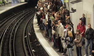 «دوشنبه سیاه در پاریس» با تداوم اعتصاب خطوط حمل و نقل عمومی