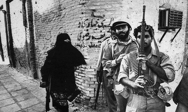 جوش و خروش زنان بسیجی در زمان جنگ با یک فتوای امام خمینی (ره)