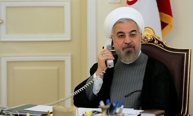 روحانی: با مشارکت عمومی از مشکلات کنونی عبور می‌کنیم
