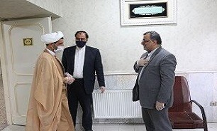 دیدار مدیرکل بنیاد شهید و امور ایثارگران قم با تعدادی از جانبازان
