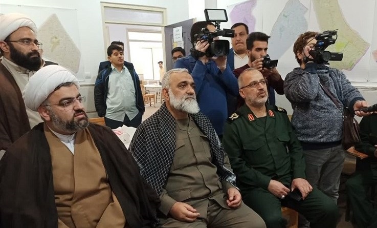 سردار نقدی از قرارگاه مردمی کریمه اهل‌بیت (ع) بازدید کرد