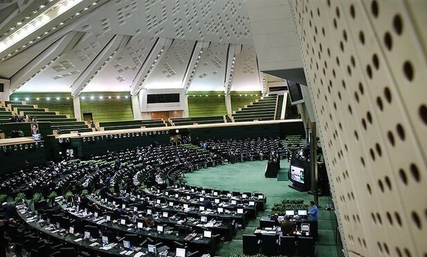 لزوم تجدید نظر شورای عالی کار در مصوبه دستمزد کارگران