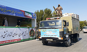 برگزاری رژه اقتدار ارتش در سنگر «خدمت و سلامت» در خوزستان