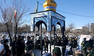 گلباران مزار مطهر شهدای مدافع حرم در اردبیل