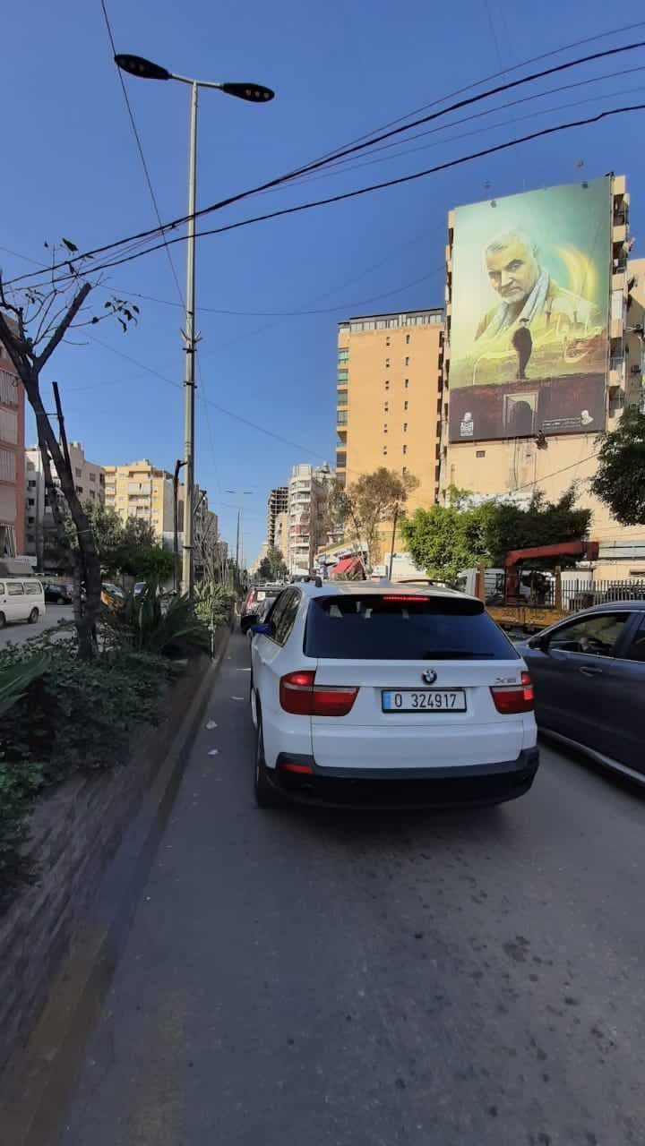 نصب تصاویر فرماندهان شهید مقاومت در خیابان‌های لبنان+ تصاویر