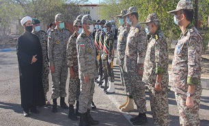 سرلشکر موسوی از گروه پدافند هوایی چابهار بازدید کرد