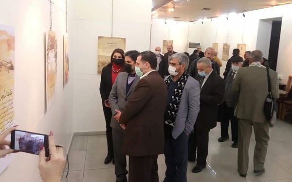 استقبال مردم سوریه از نمایشگاه‌های حوزه هنری درباره شهید سلیمانی