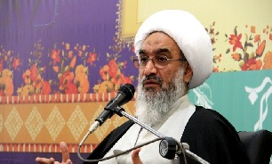 جذب و هدایت در مسیر انقلاب یکی از ویژگی‌های ستاد بازسازی عتبات عالیات