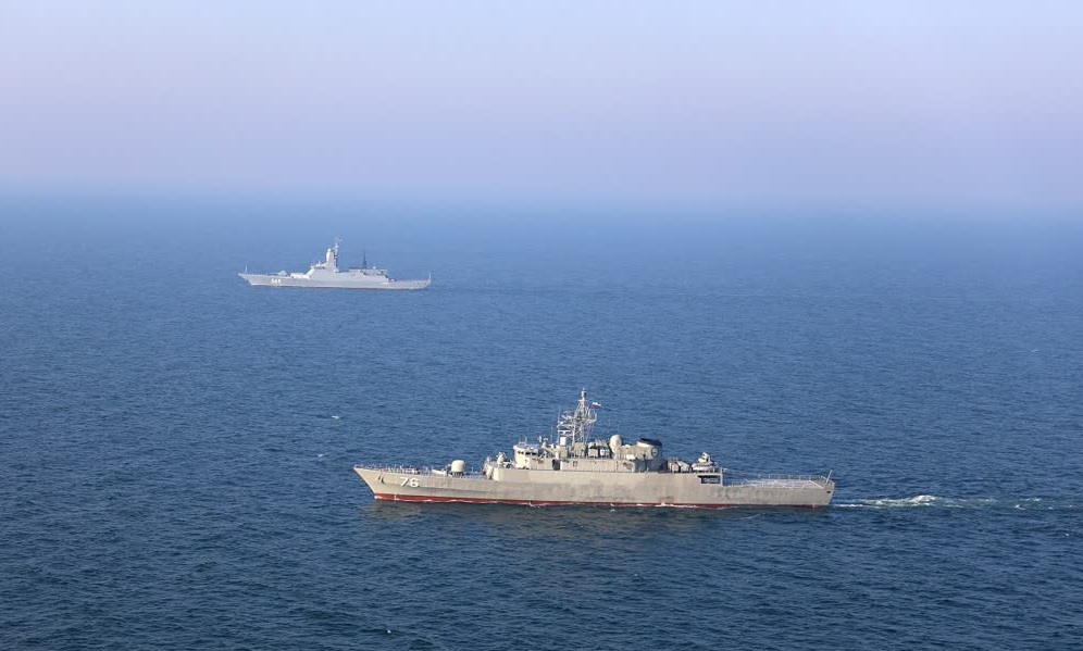 ناو‌های ایران و روسیه به سمت اهداف دریایی تیراندازی کردند