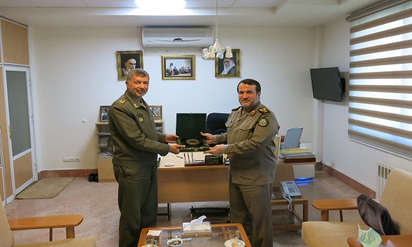 رئیس سازمان حفظ آثار ارتش با سردار کارگر دیدار کرد