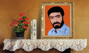 برادران و دوستان درخواست دارم که دفاع مقدس را فراموش نکنید