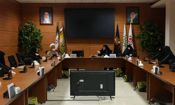 جلسه بررسی مسائل حقوقی همسران شهدا برگزار شد