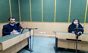 ضبط دومین برنامه رادیویی «صدای پای نور» با پیام تلفنی سردار کارگر در خوزستان