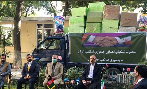 کمک‌های پزشکی ایران برای مبارزه با کرونا به افغانستان اهدا شد