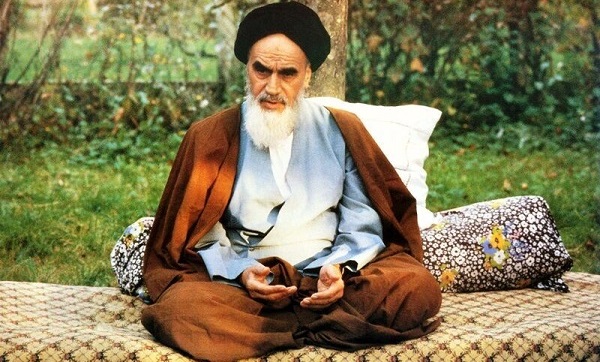 تلاش امام خمینی (ره) برای اتحاد کشورهای اسلامی علیه استکبار جهانی