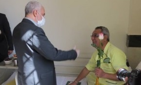 رییس بنیاد شهید با جانبازان بیمارستان نیایش دیدار کرد