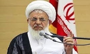 امام خمینی روحیه معنوی و الهی را ایجاد کرد