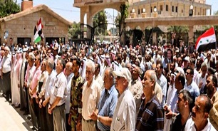 مردم «دیر الزور» سوریه تجمع بزرگ ضد آمریکایی برگزار کردند