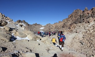 صعود 120نفر از بسیجیان به ارتفاعات توچال و کلکچال