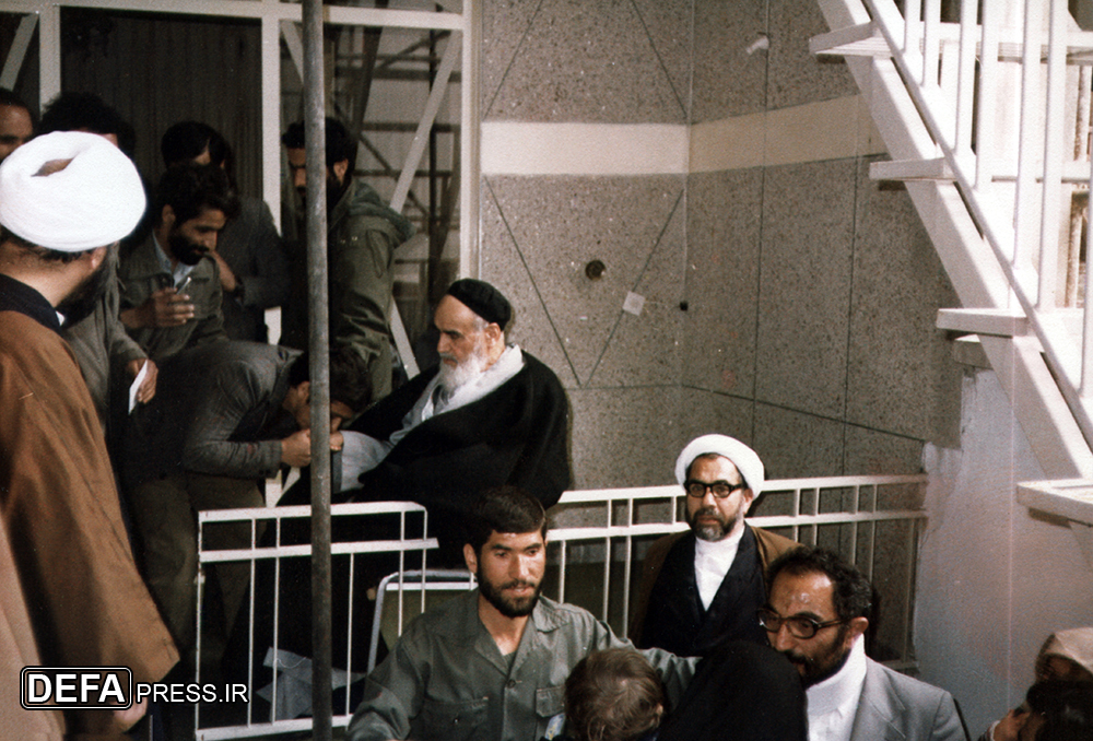 امام خمینی (ره) از شهيد «لاجوردی» قاطعانه حمایت می‌کرد