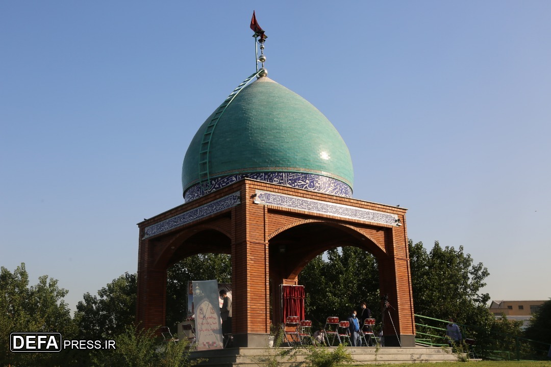 آیین رونمایی از مقبره شهدای گمنام در بوستان شقایق منطقه ۱۹