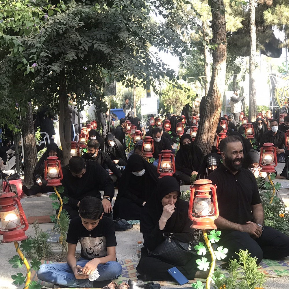 برگزاری عزاداری دهه اول محرم در جوار مزار شهدای گمنام+ تصاویر