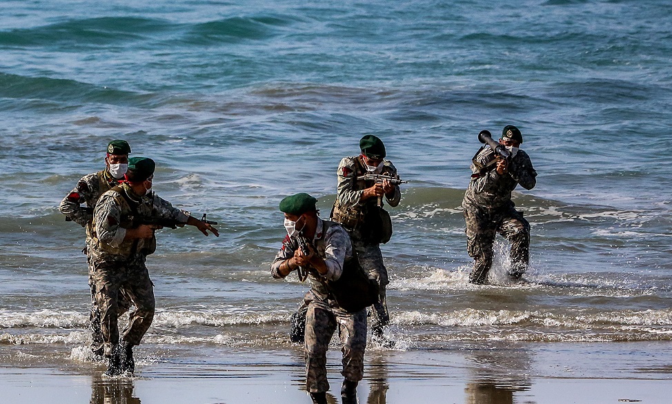 تشریح اقدامات انجام شده در رزمایش ذوالفقار ارتش توسط دریادار ایرانی