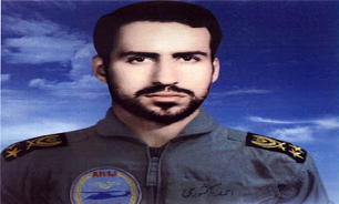 شناخت‌نامه خلبان شهید «احمد کشوری»