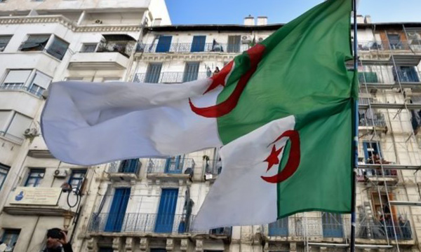 آمادگی الجزایر برای میزبانی نشست گروه‌های فلسطینی