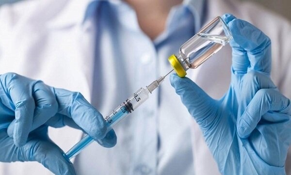 دستیابی به دانش فنی تولید واکسن کرونا/ جهش ویروس دستیابی به واکسن واحد را سخت می‌کند