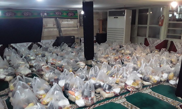 توزیع ۵۰۰ بسته حمایتی به مناسبت شهادت امام رضا (ع)