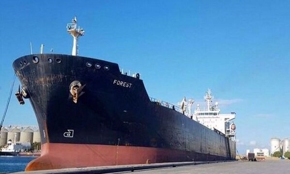 اولین نفت‌کش حامل سوخت ایران وارد حریم آبی ونزوئلا شد