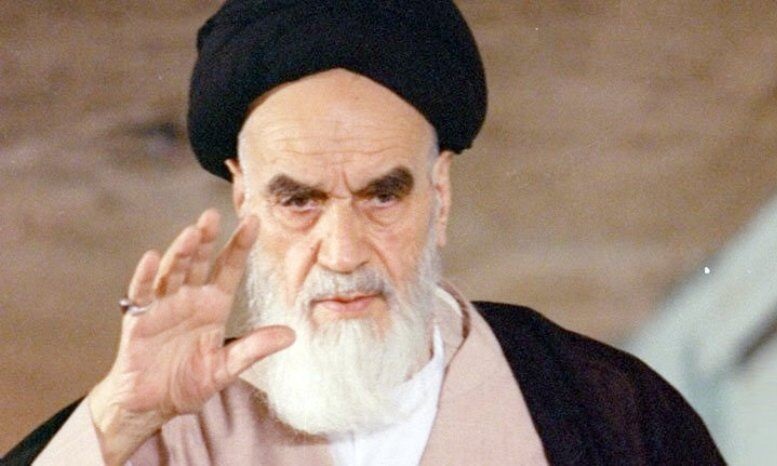 همه آن چیزی که مسئولان دارند از مردم است/ خدمت به مردم، خدمت به خودمان است