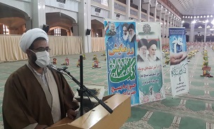 مواسات مومنانه تکلیف به عمل شرعی و انسانی است/ پیامبر مهربانی بنای نظام اسلامی را روی احترام قرار داد