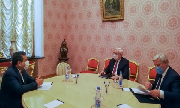 وزارت خارجه روسیه: برجام محور دیدار عراقچی و ریابکوف بود