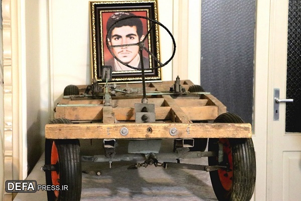 هدیه خودروی دست‌ساز شهید «بخت‌آور» به موزه دفاع مقدس آذربایجان‌شرقی