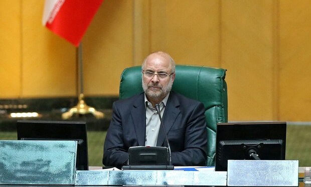قالیباف درگذشت «علی‌اصغر زارعی» و «محمدرضا نجفی» را تسلیت گفت