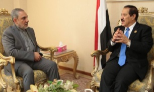 دیدار سفیر ایران در یمن با وزیر خارجه دولت نجات ملی