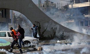 یورش صهیونیست‌ها به کرانه باختری و بازداشت ۱۰ فلسطینی