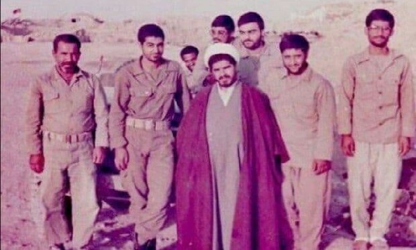 حجت الاسلام راستگو، از حضور در جبهه تا عکس یادگاری با سردار سلیمانی+ فیلم