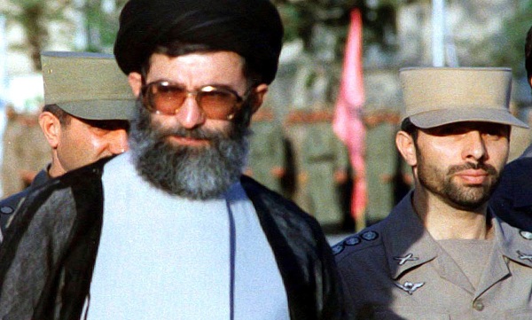 علت محبوبیت شهید «صیاد شیرازی» از نگاه امام خامنه‌ای/ مژده‌ای که شهید «صیاد شیرازی» به رهبر معظم انقلاب داد