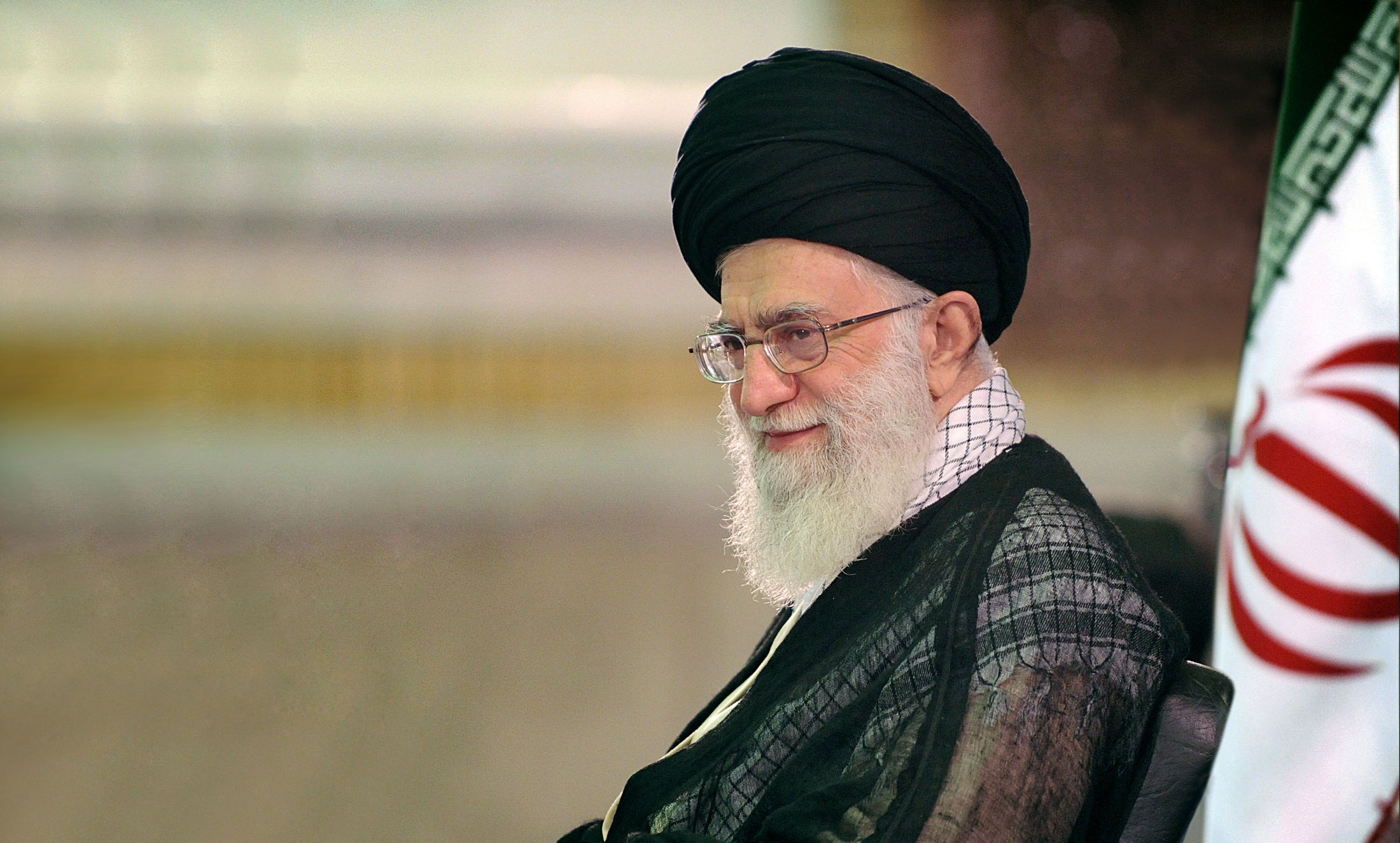 موافقت رهبر معظم انقلاب اسلامی با عفو و تخفیف مجازات تعدادی از محکومان
