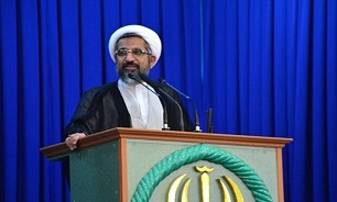 بصیرت لازمه تشخیص حق از باطل است