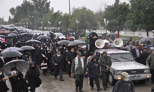 استقبال مردم گچساران از پیکر پاک شهید گمنام دوران دفاع مقدس