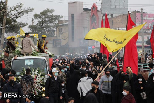 پیکر شهید گمنام در رفسنجان تشییع و به خاک سپرده شد +تصاویر