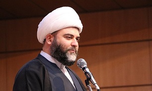 سطوح مختلف مکتب شهید سلیمانی در جامعه تبیین شود