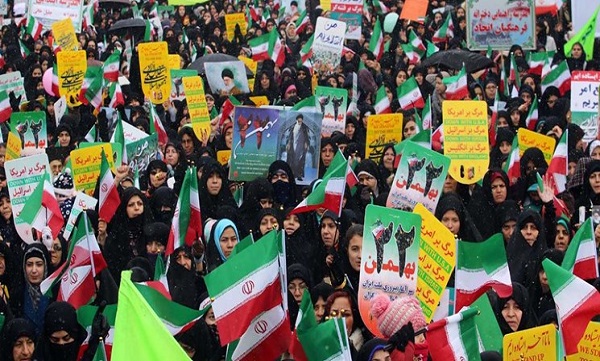 نقش «انقلاب اسلامی» در تحیکم خانواده و تثبیت جایگاه زنان