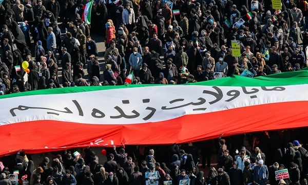 روایتگری تاریخ انقلاب اسلامی شکست دیگری را به دشمن تحمیل می‌کند