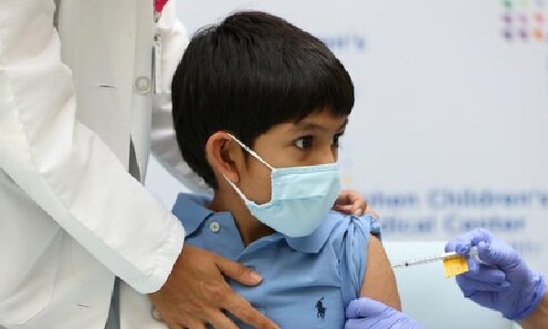 آغاز واکسیناسیون کودکان ۵ تا ۱۱ سال با ۲ نوع واکسن